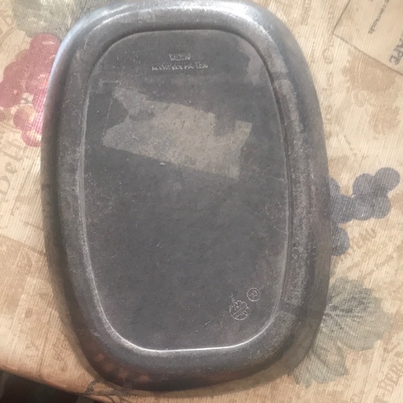 Wilton & Leonard Bread Trays - Picture 6 of 7